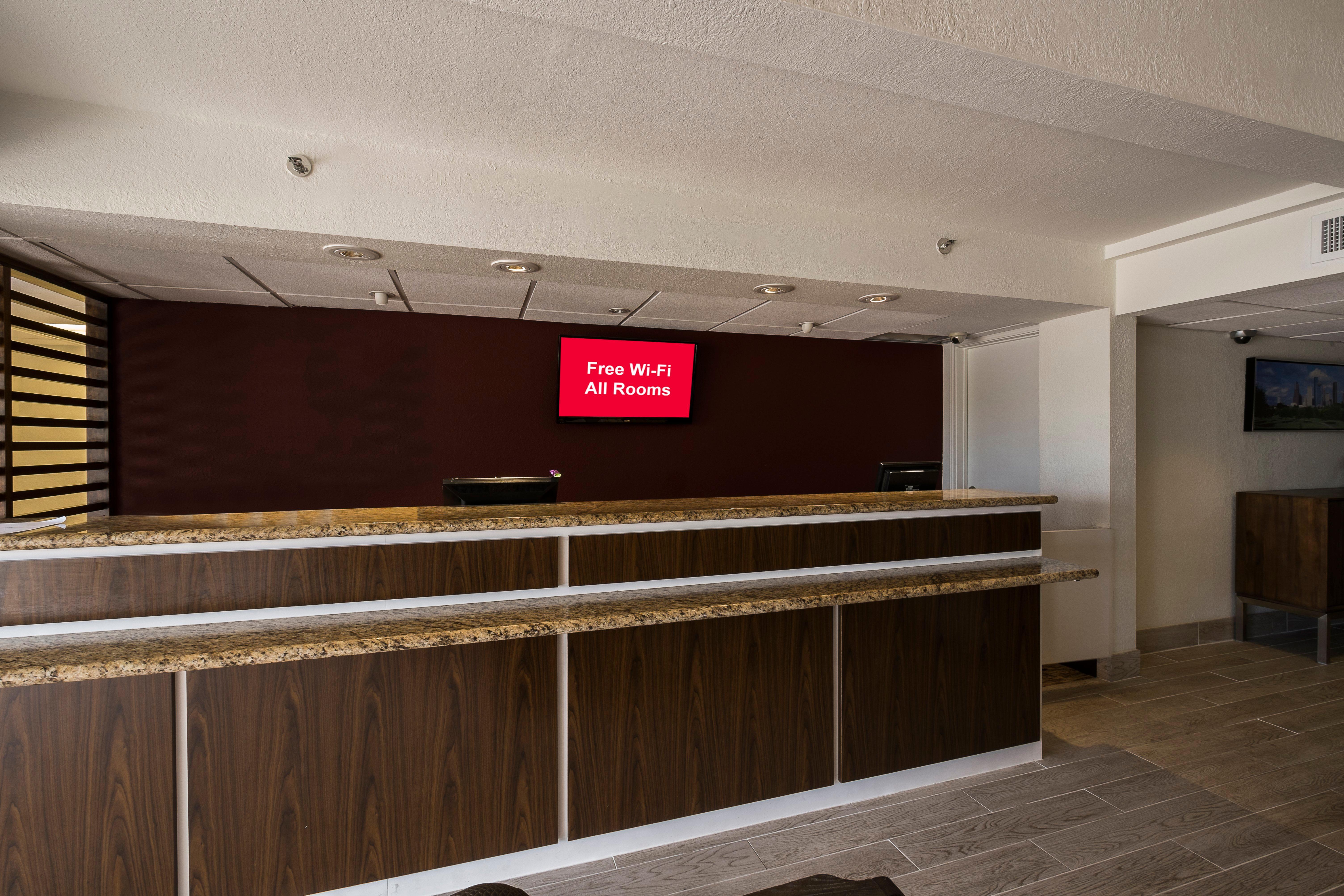 Red Roof Inn Plus+ Houston - Energy Corridor Ngoại thất bức ảnh