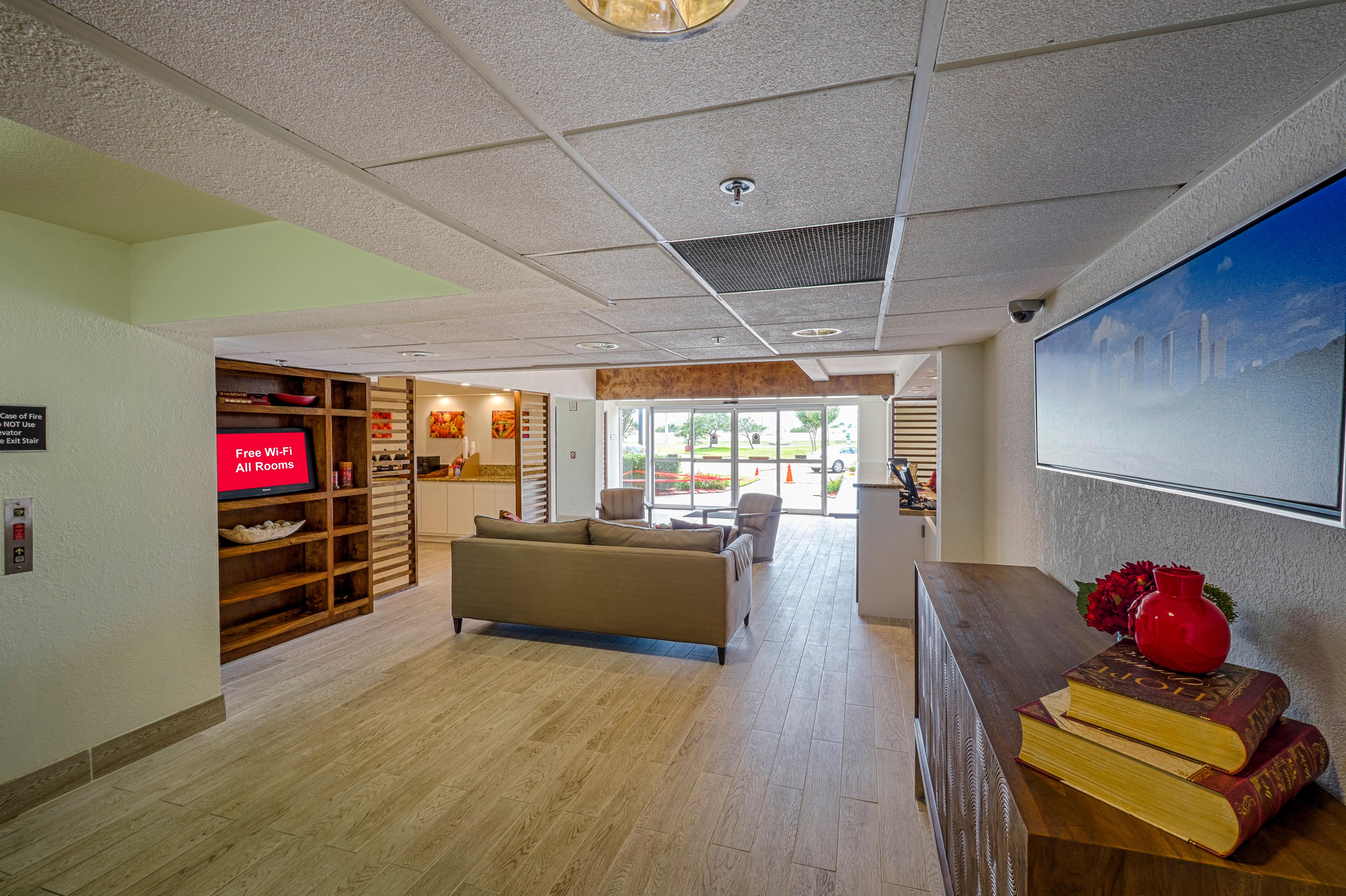 Red Roof Inn Plus+ Houston - Energy Corridor Ngoại thất bức ảnh