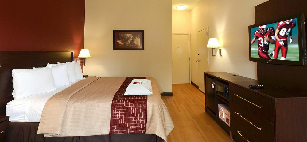 Red Roof Inn Plus+ Houston - Energy Corridor Ngoại thất bức ảnh